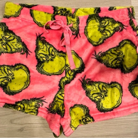 COPY - The Grinch Pink(mas) Women Pink Fleece PJ Set Medium (M) - Picture 4 of 4